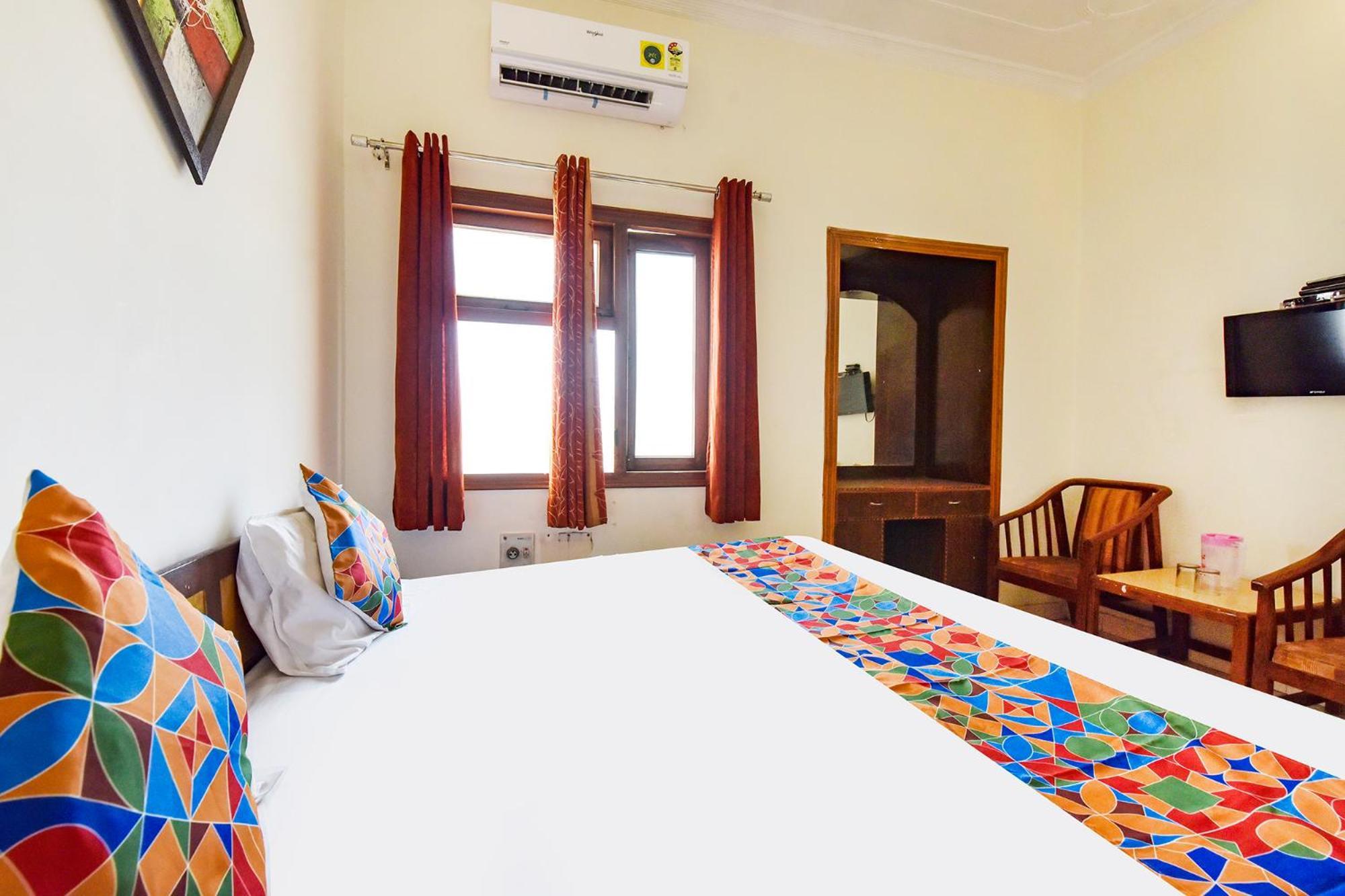 הרידוואר Fabhotel Basera מראה חיצוני תמונה