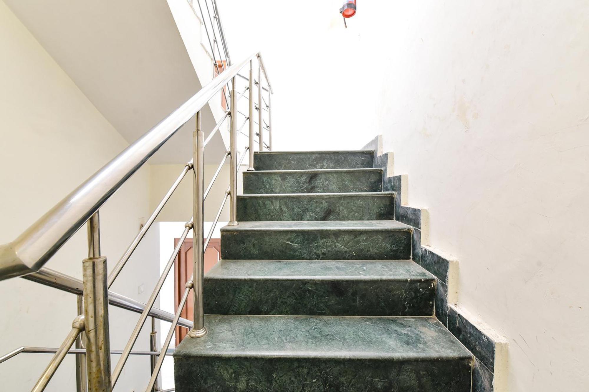 הרידוואר Fabhotel Basera מראה חיצוני תמונה