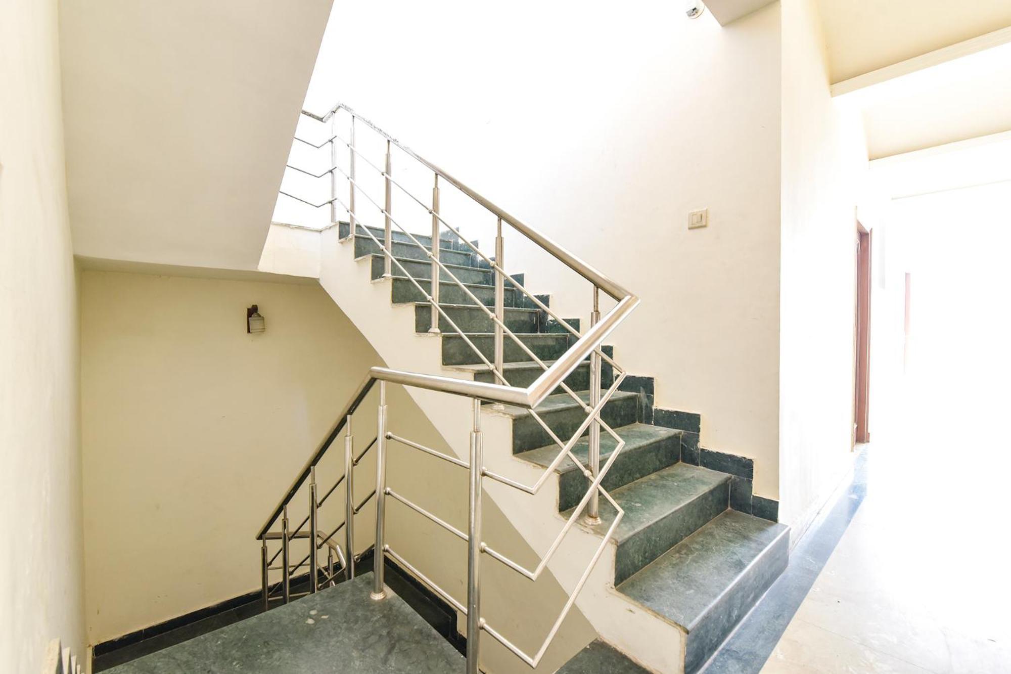 הרידוואר Fabhotel Basera מראה חיצוני תמונה